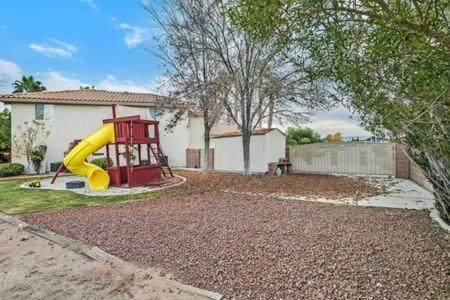 Lux 5Br Vegas Home W Pool, Spa, Games, Near Strip Лас-Вегас Экстерьер фото