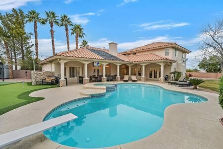 Lux 5Br Vegas Home W Pool, Spa, Games, Near Strip Лас-Вегас Экстерьер фото